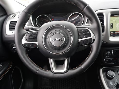 Used 2019 Jeep Compass Latitude w/ Popular Equipment Group image 24