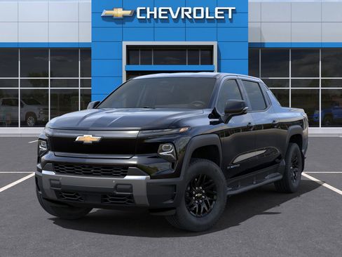 New 2025 Chevrolet Silverado EV LT image 6