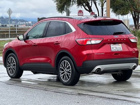 Used 2022 Ford Escape Titanium w/ Titanium Premium Package image 6