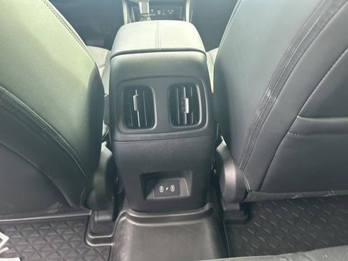 Used 2025 Hyundai Santa Cruz SEL image 26