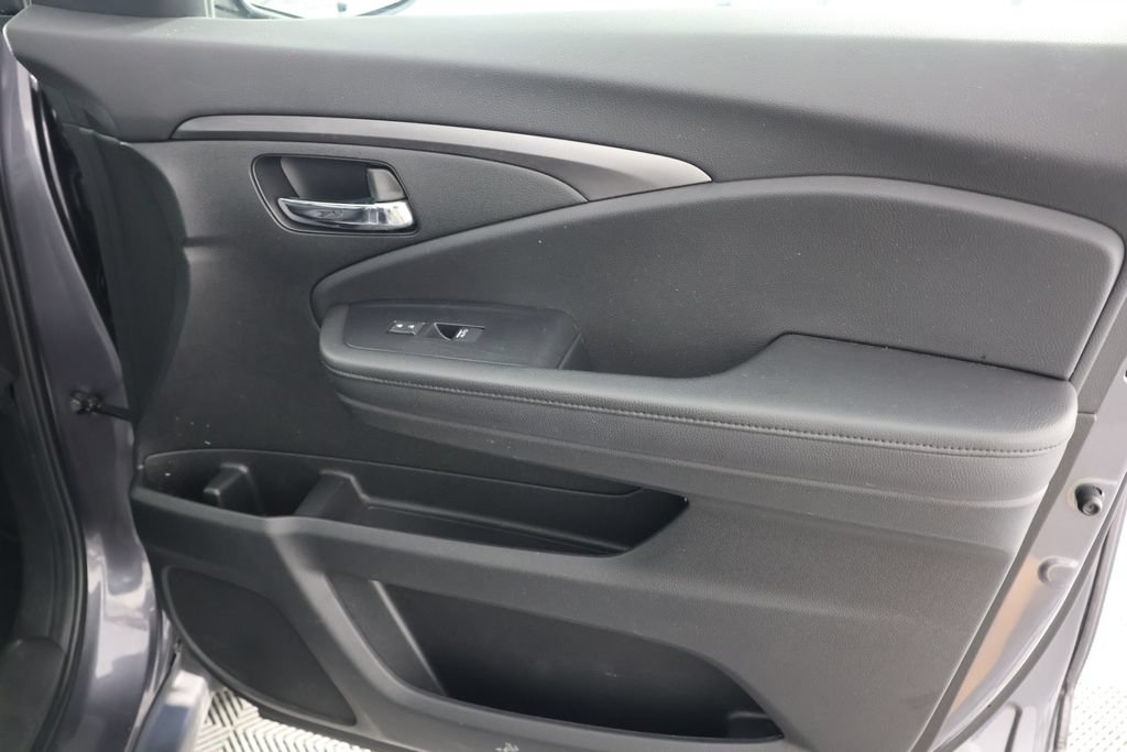 Used 2021 Honda Passport EX-L image 29