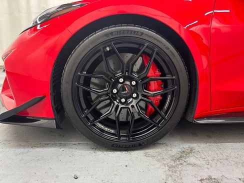 Certified 2023 Chevrolet Corvette Z06 w/ Z07 Performance Package image 28
