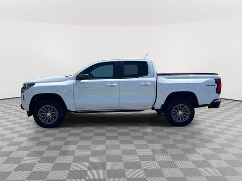 Used 2023 Chevrolet Colorado LT w/ LT Convenience Package II AWD/4WD image 8