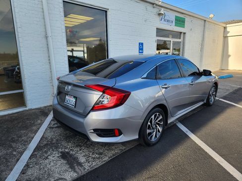 Used 2016 Honda Civic EX image 5