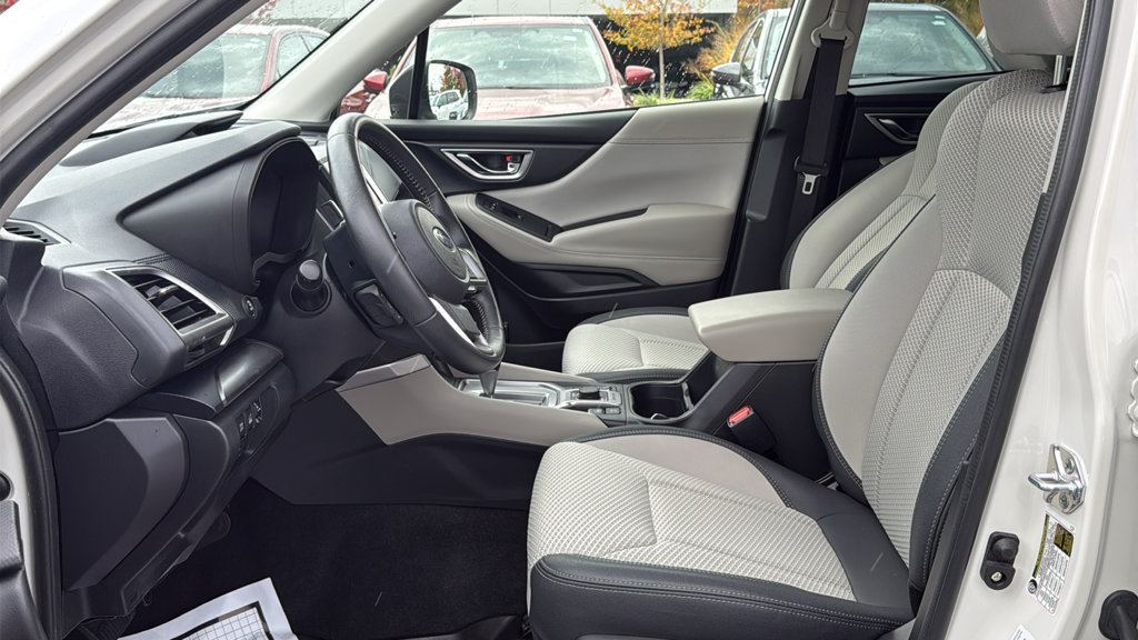Certified 2023 Subaru Forester Premium AWD/4WD image 10