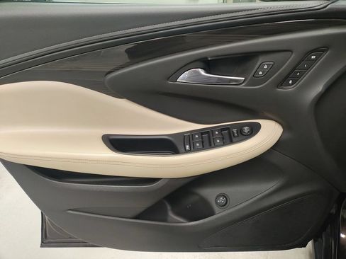 Used 2020 Buick Envision Essence w/ Experience Buick Package FWD image 25