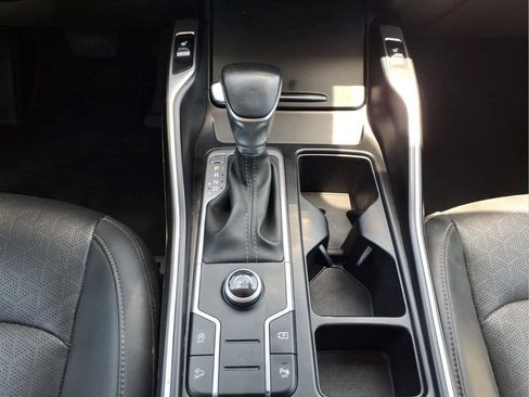 Used 2023 Kia Sorento S FWD image 17
