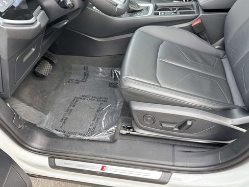 Used 2024 Audi Q3 2.0T Premium Plus image 21