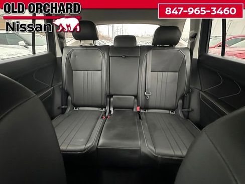 Used 2023 Volkswagen Tiguan SE AWD/4WD image 10