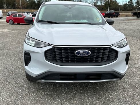 New 2026 Ford Escape Active w/ Cold Weather Package FWD image 2