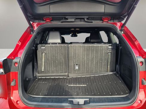 Used 2022 Toyota Highlander XSE image 31