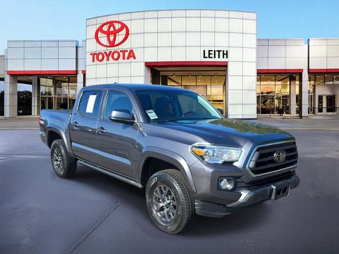 Used 2021 Toyota Tacoma SR5 image 6