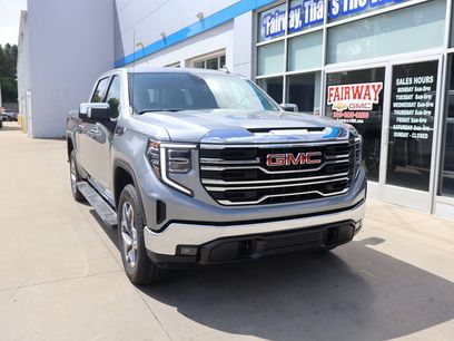 New 2026 GMC Sierra 1500 SLT w/ SLT Premium Package