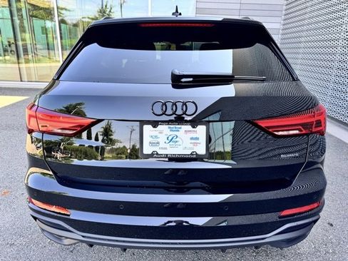 New 2025 Audi Q3 2.0T Premium image 4