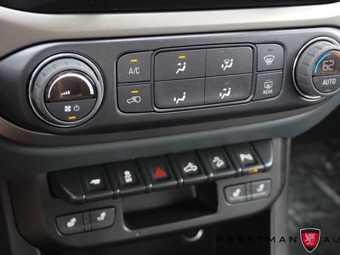 Used 2022 Chevrolet Colorado Z71 AWD/4WD image 29