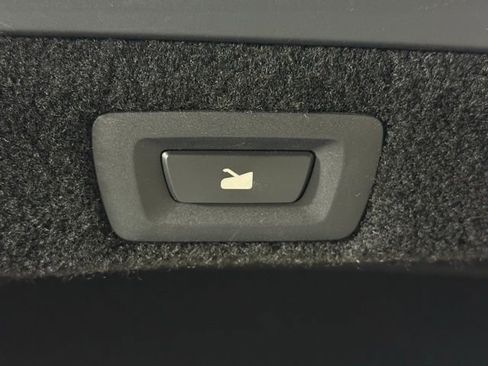 Used 2022 Lucid Air Grand Touring image 19