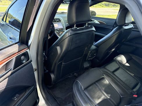 Used 2020 Lincoln MKZ Reserve w/ Elements Package AWD/4WD image 24