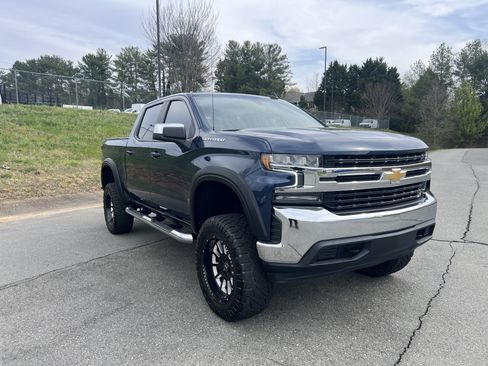 Used 2022 Chevrolet Silverado 1500 LT image 7