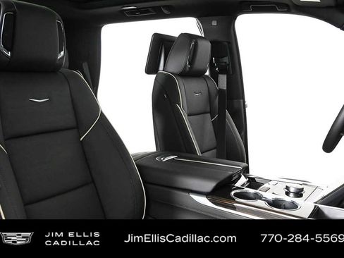 New 2026 Cadillac Escalade Luxury w/ Touring Package image 25