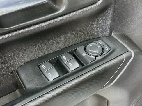 Used 2023 Chevrolet Silverado 1500 Custom RWD image 18