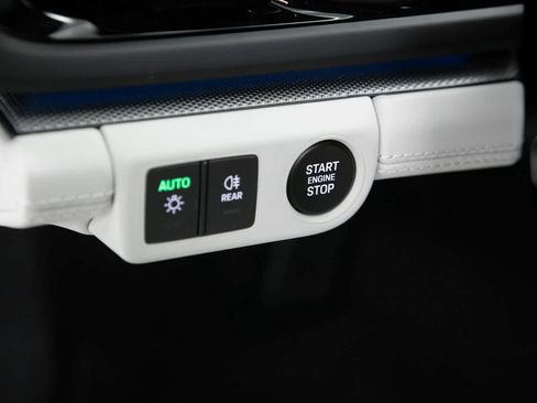 New 2026 Porsche Panamera RWD image 27
