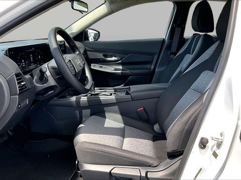 New 2026 Nissan Sentra SV w/ Floor Mat Package FWD image 9