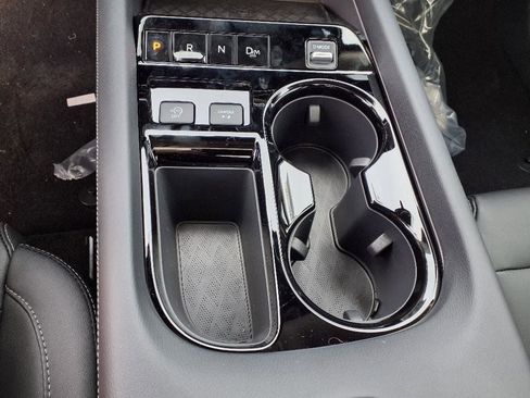 New 2025 Nissan Murano SL image 16