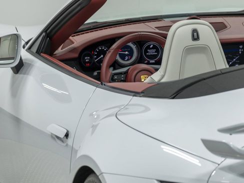 Used 2022 Porsche 911 Turbo S AWD/4WD image 35