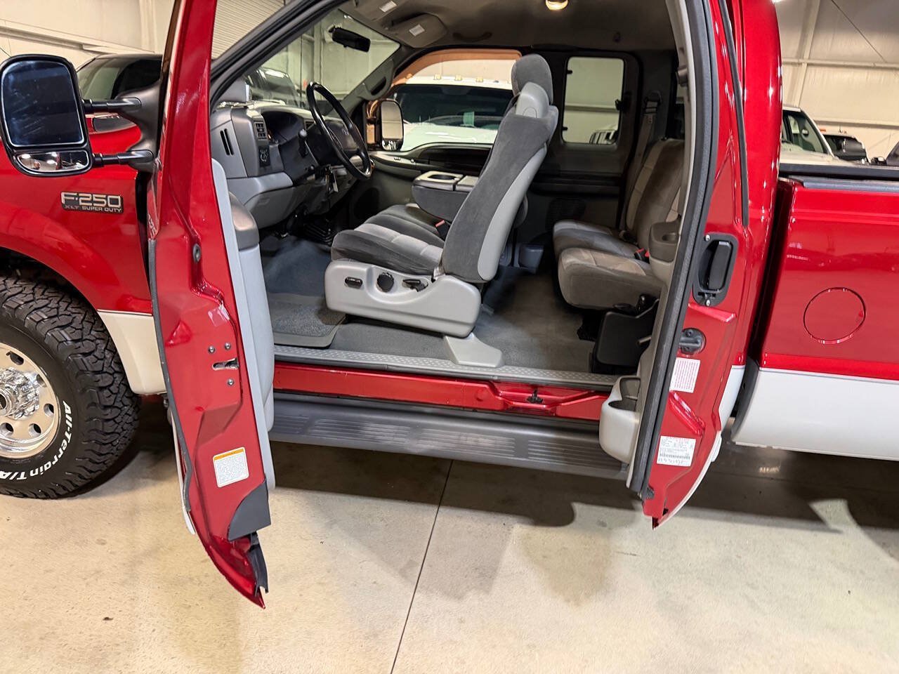 Used 2002 Ford F250 XLT AWD/4WD image 40