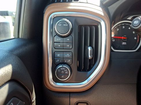 Certified 2023 Chevrolet Silverado 3500 High Country w/ Safety Package II AWD/4WD image 24