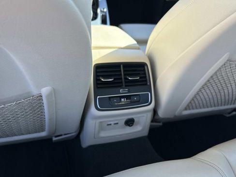 Used 2025 Audi A5 2.0T Premium Plus image 17