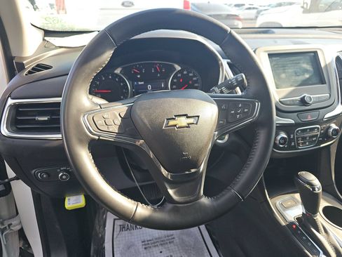 Used 2019 Chevrolet Equinox LT FWD image 11