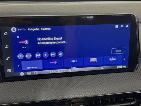 Used 2026 Nissan Kicks SR w/ SR Premium Package FWD image 15