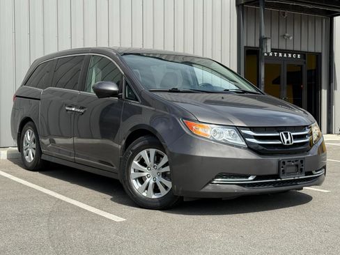 Used 2016 Honda Odyssey EX-L image 3