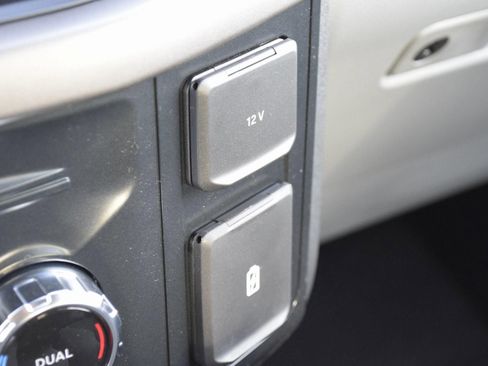 New 2026 Ford F150 XLT w/ Equipment Group 301A Standard image 16