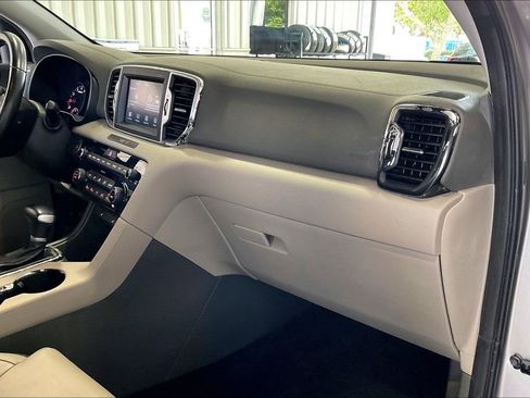Used 2019 Kia Sportage EX FWD image 23