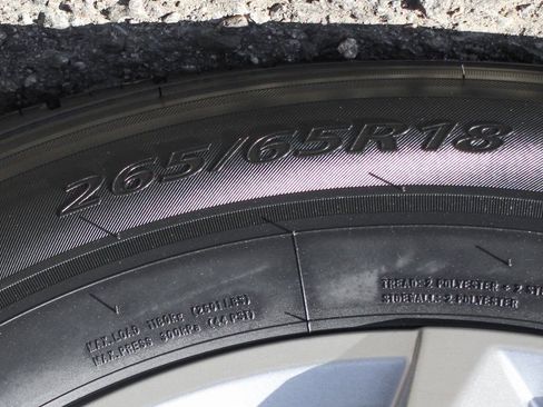 Used 2023 Chevrolet Silverado 1500 LT image 39