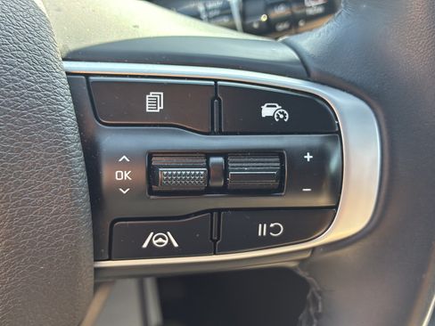 Certified 2025 Kia Sportage X-Line w/ Premium Package AWD/4WD image 37