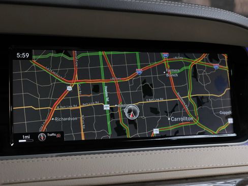 Used 2015 Mercedes-Benz S 550 Sedan image 21