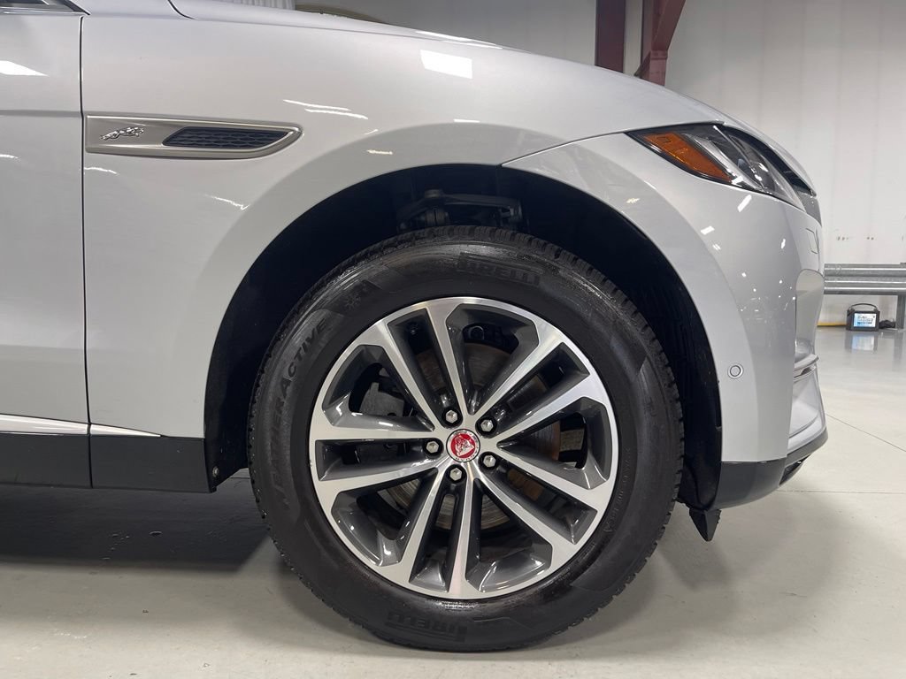 Used 2021 Jaguar F-PACE S AWD/4WD image 16