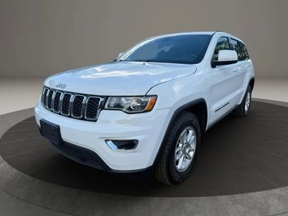 Used 2019 Jeep Grand Cherokee Laredo