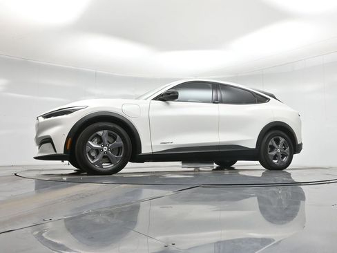 Certified 2023 Ford Mustang Mach-E Select image 8