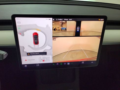 Used 2023 Tesla Model Y Long Range AWD/4WD image 17