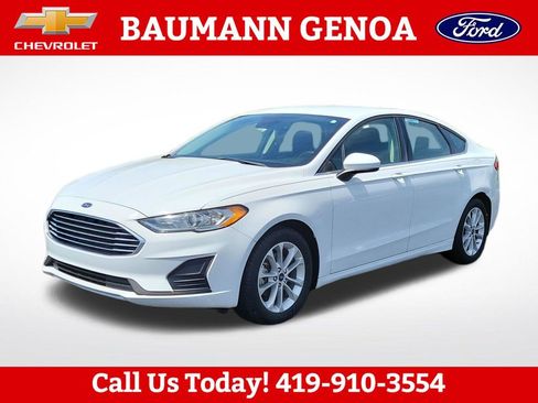 Used 2020 Ford Fusion SE FWD image 1