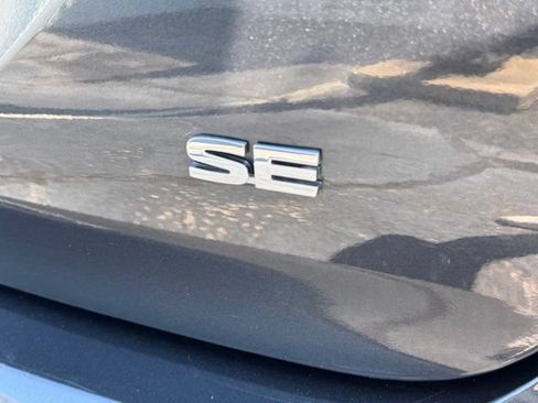 Used 2024 Mitsubishi Outlander SE FWD image 7