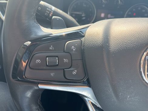 Used 2023 Buick Enclave Essence w/ Experience Buick Package AWD/4WD image 15