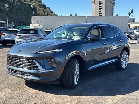 New 2026 Buick Envision Avenir image 10