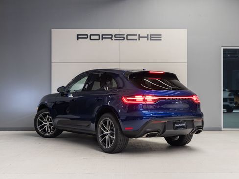 Certified 2026 Porsche Macan image 3