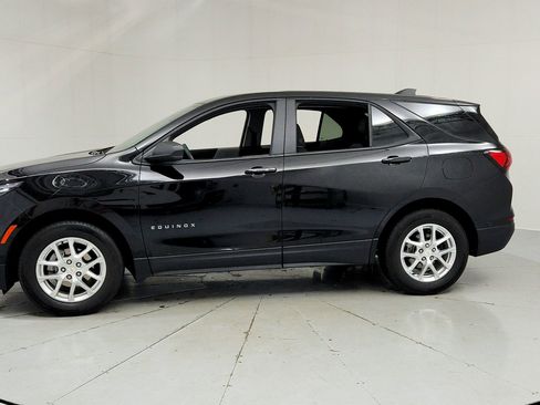 Certified 2024 Chevrolet Equinox LS w/ LS Convenience Package FWD image 2