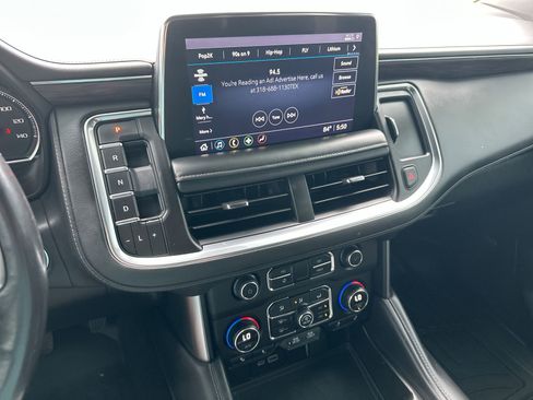 Used 2021 Chevrolet Tahoe Z71 w/ Z71 Signature Package AWD/4WD image 16